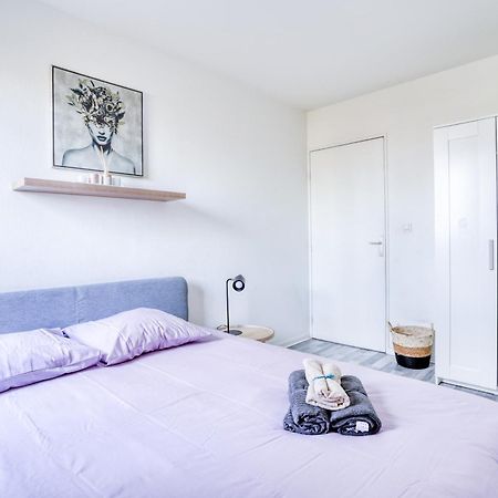 Le Warm Cocon - Spacieux T3 - 5 Personnes - Wifi Et Parking Rosny-sous-Bois Exterior foto