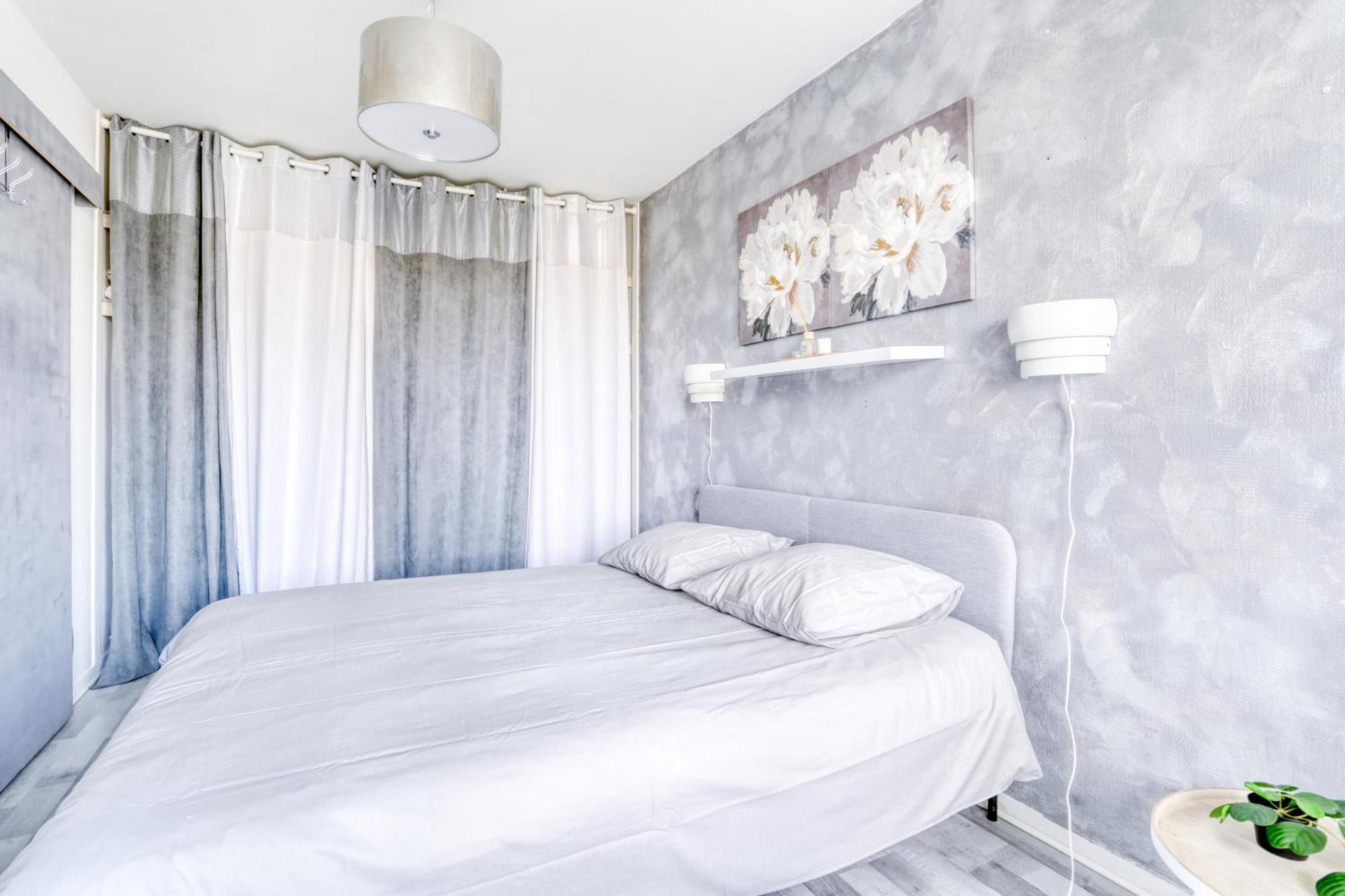 Le Warm Cocon - Spacieux T3 - 5 Personnes - Wifi Et Parking Rosny-sous-Bois Exterior foto