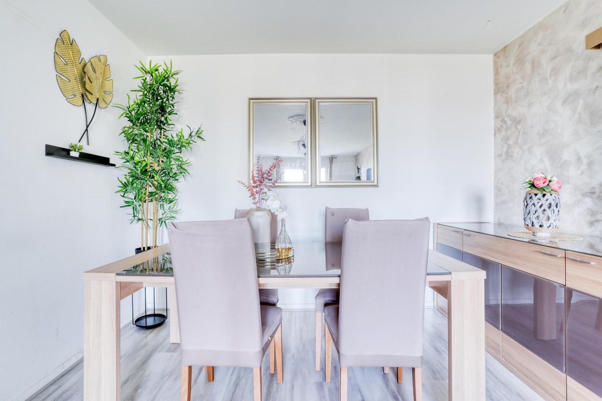 Le Warm Cocon - Spacieux T3 - 5 Personnes - Wifi Et Parking Rosny-sous-Bois Exterior foto