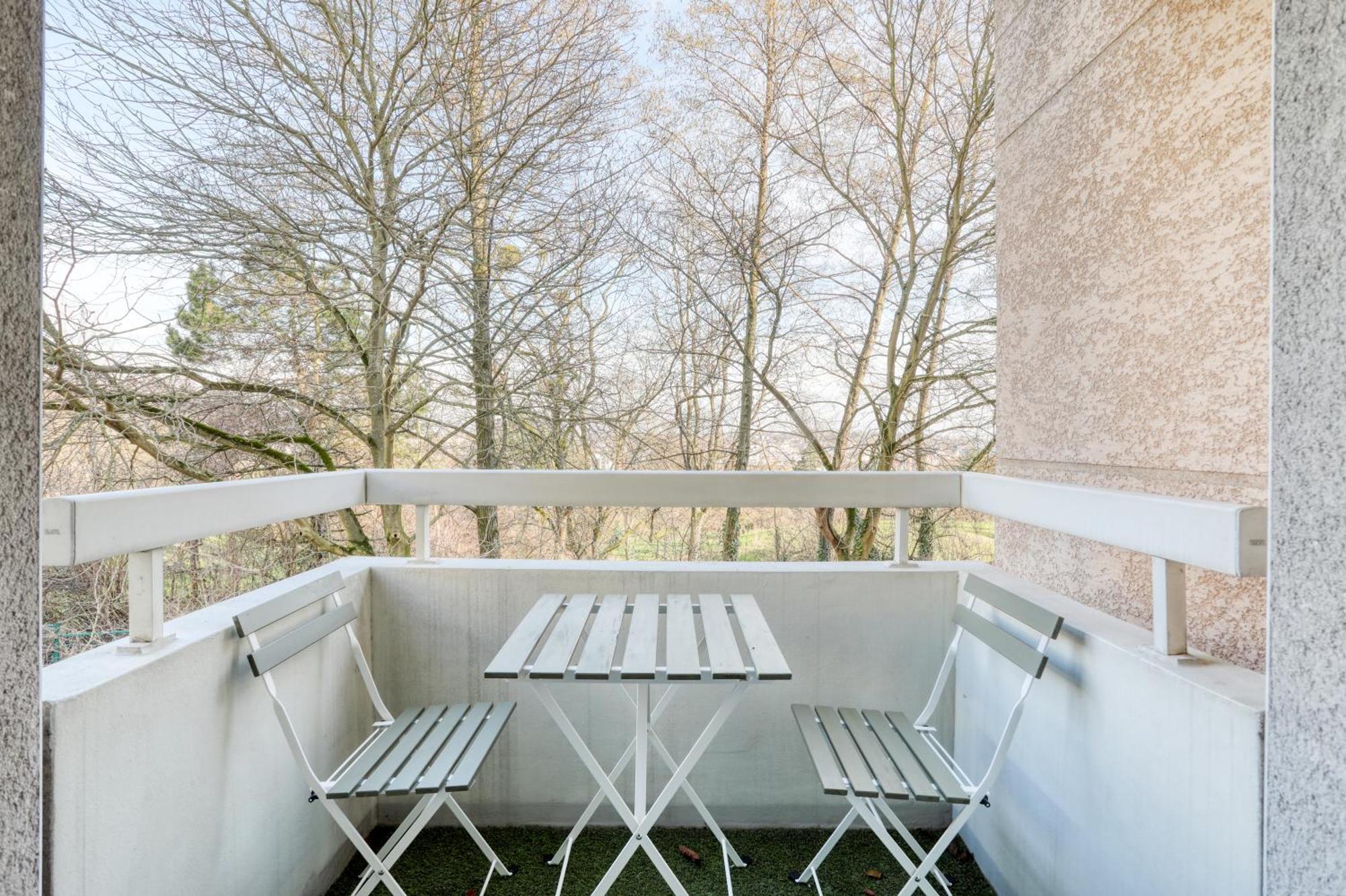 Le Warm Cocon - Spacieux T3 - 5 Personnes - Wifi Et Parking Rosny-sous-Bois Exterior foto